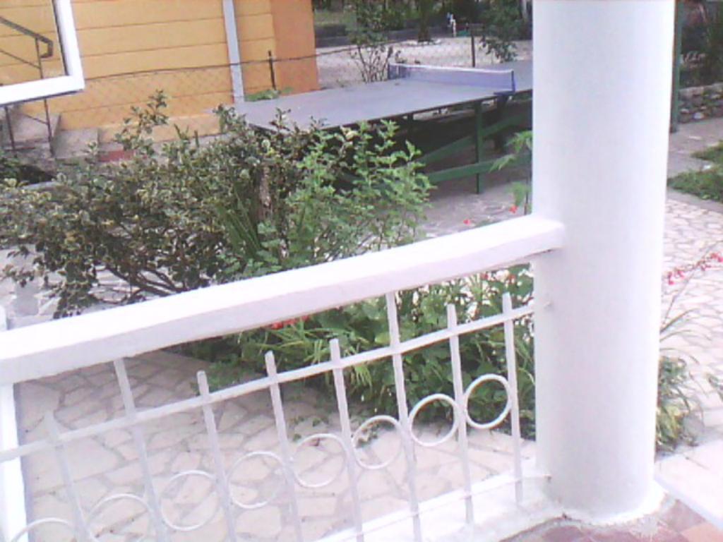 White Guest House Batumi Quarto foto